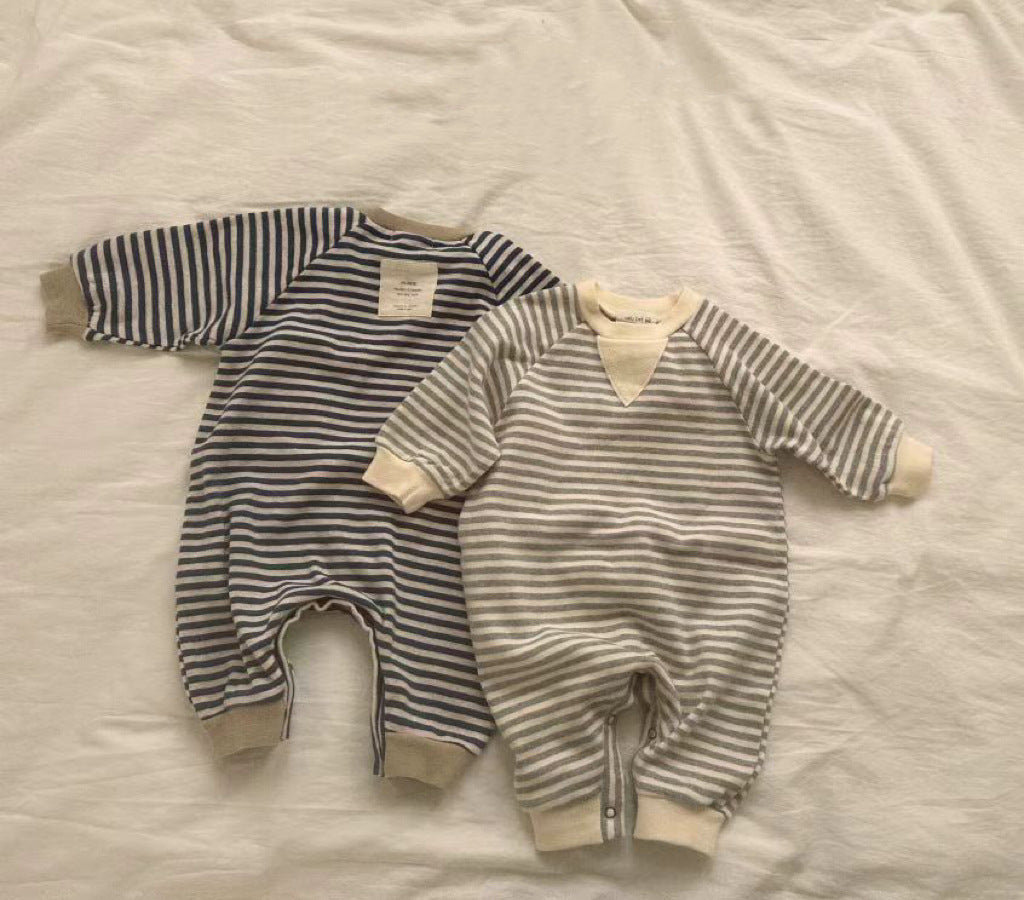 Chic Striped Long Sleeve Jumpsuit for Unisex Kids - Fashionable One-Piece Wear